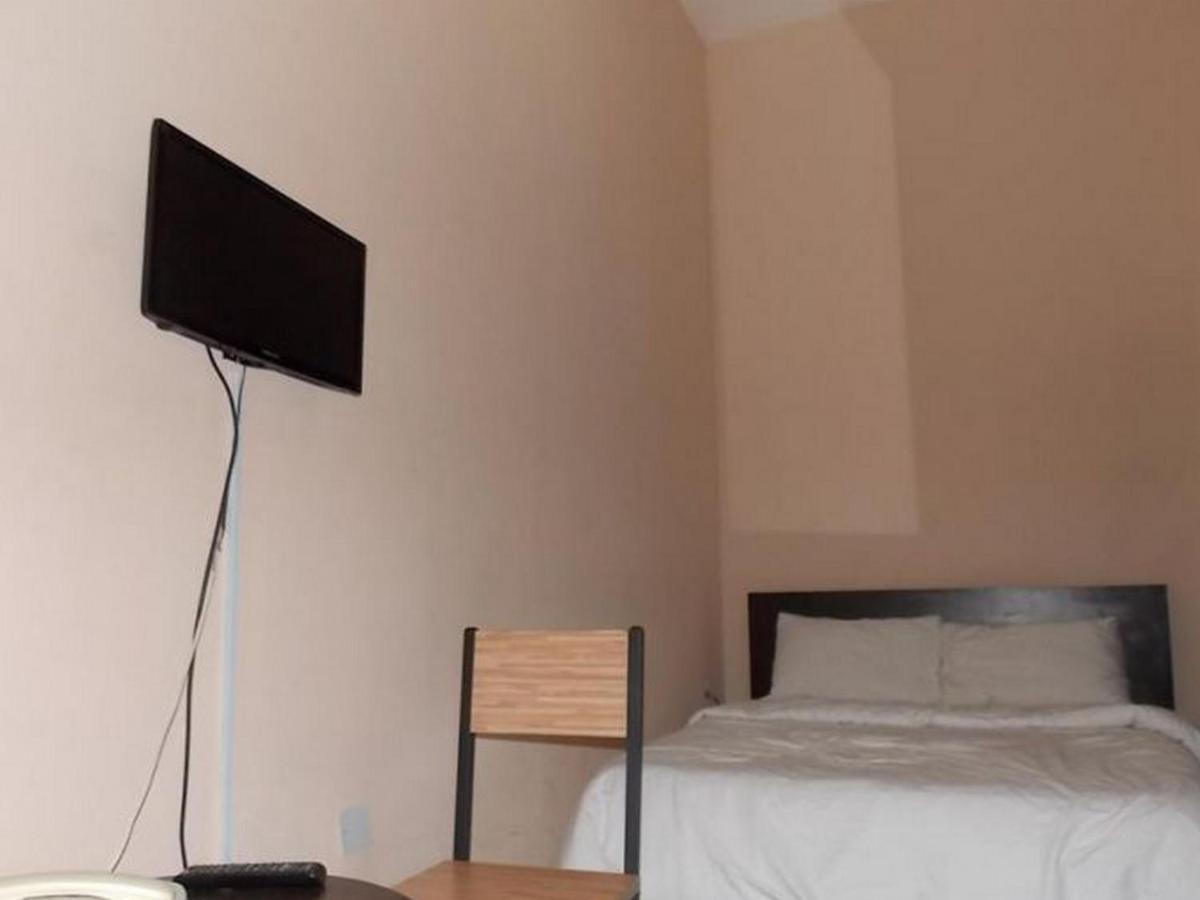 Room In Lodge - Ambience Hotels Abujahome For Leisure And Business Travellers Exterior foto